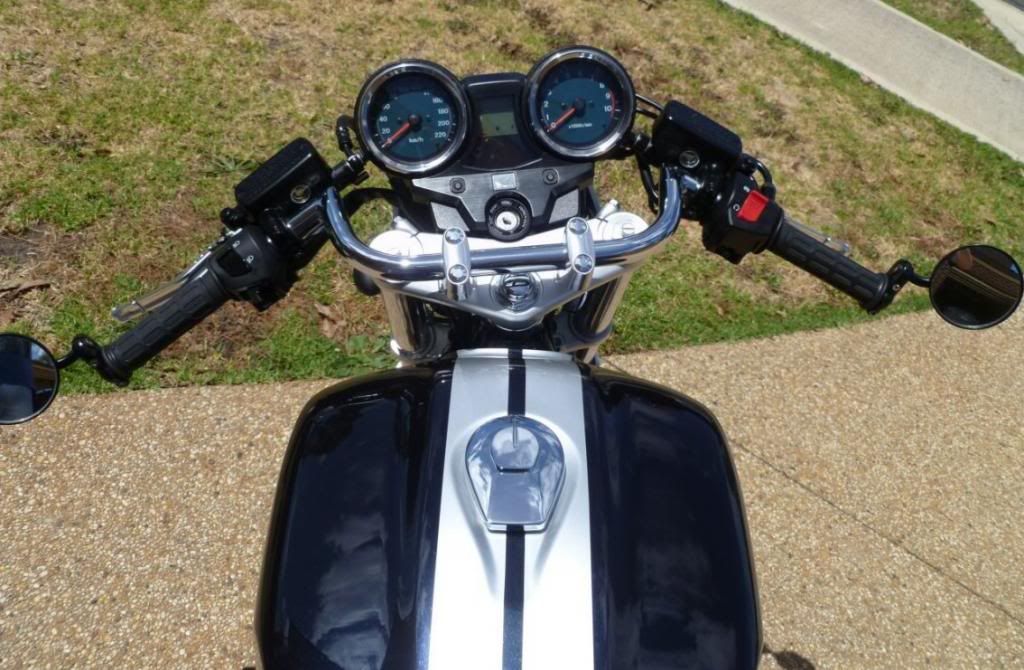 [Image: 191bbb69e58b4484cf80b74e12215cc3.jpg]