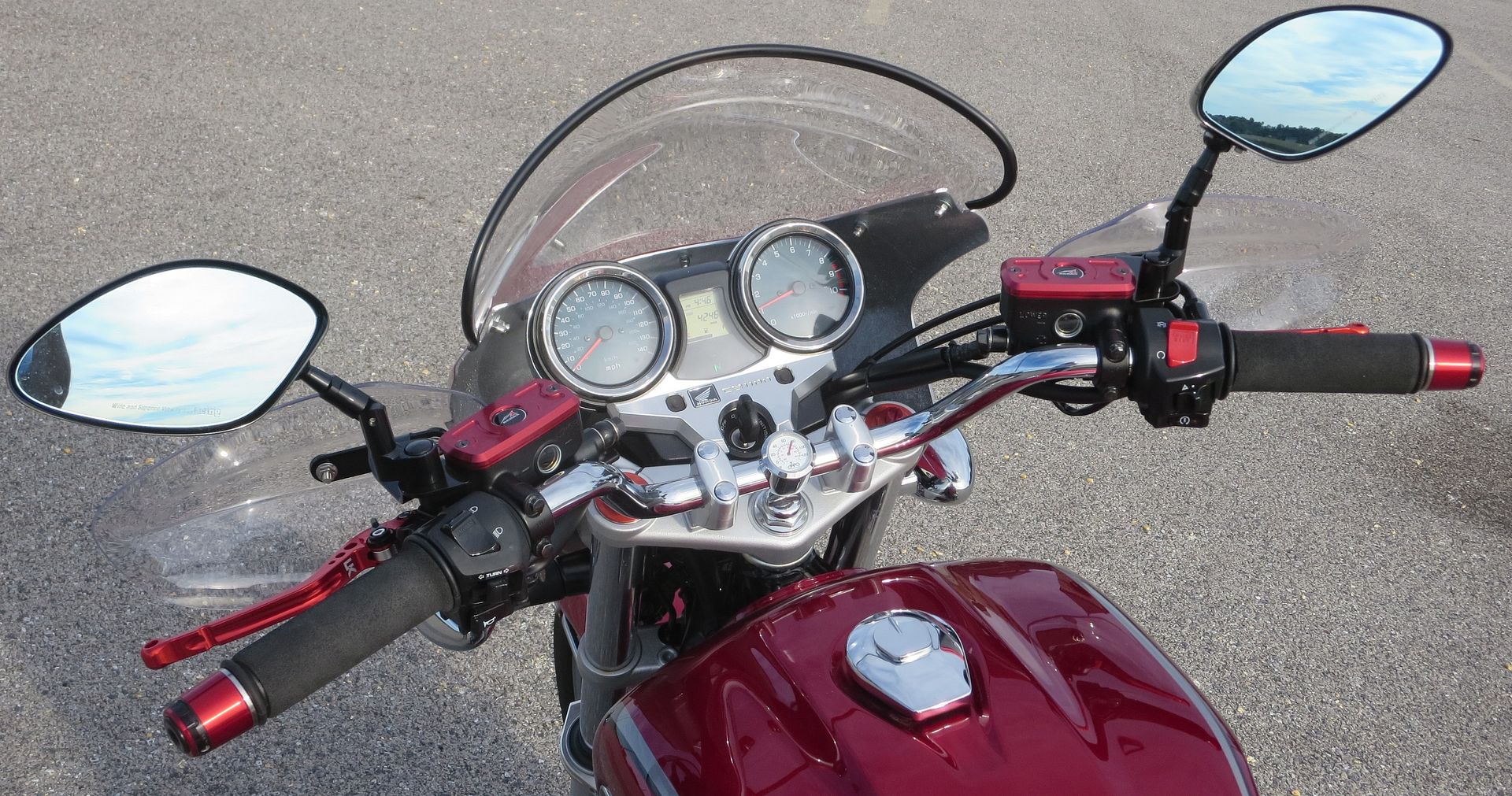 [Image: 2522e0913e5bf8ca34fd57217f7dfab4.jpg]