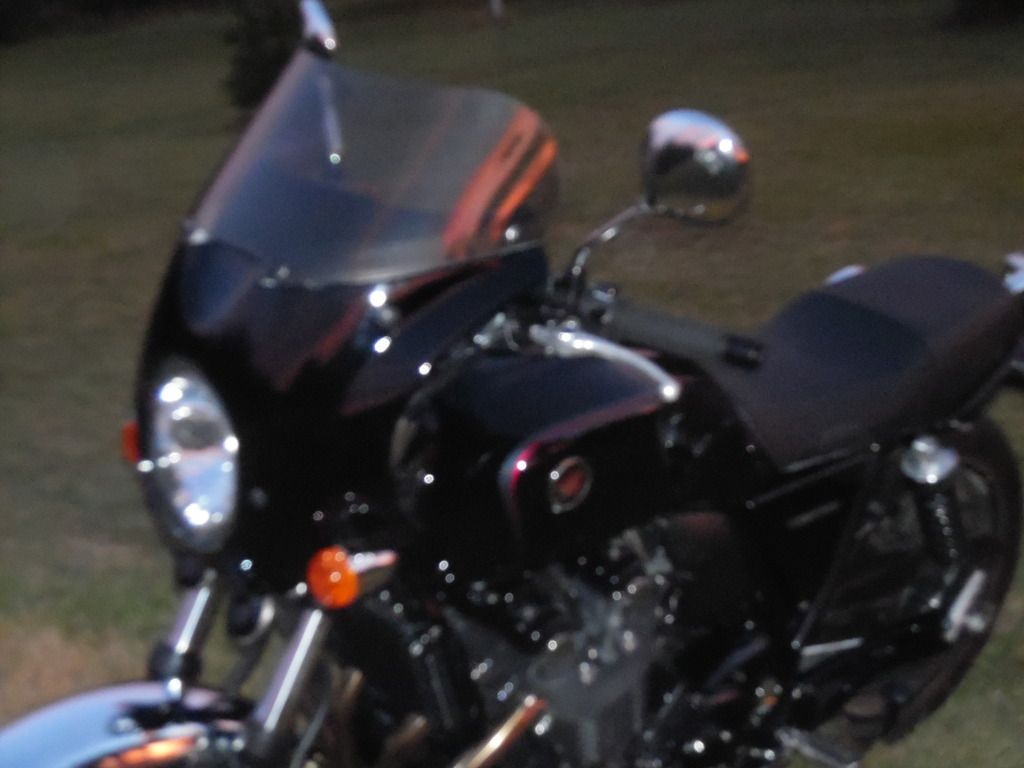 [Image: 3d1d66218f0eb5ae83c4597a67a18766.jpg]