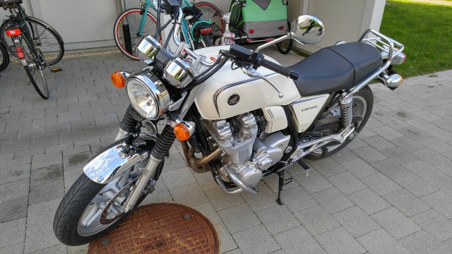 [Image: 8a5e3be8dddb8a8d257ea4d5bc6f4553.jpg]