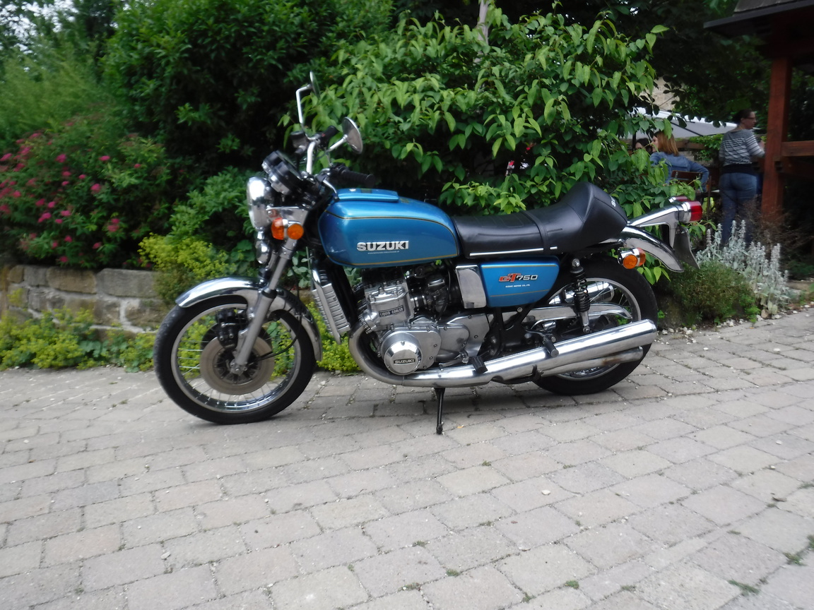 [Image: 0229cf2263f9459abf700e7408daf1cb.jpg]