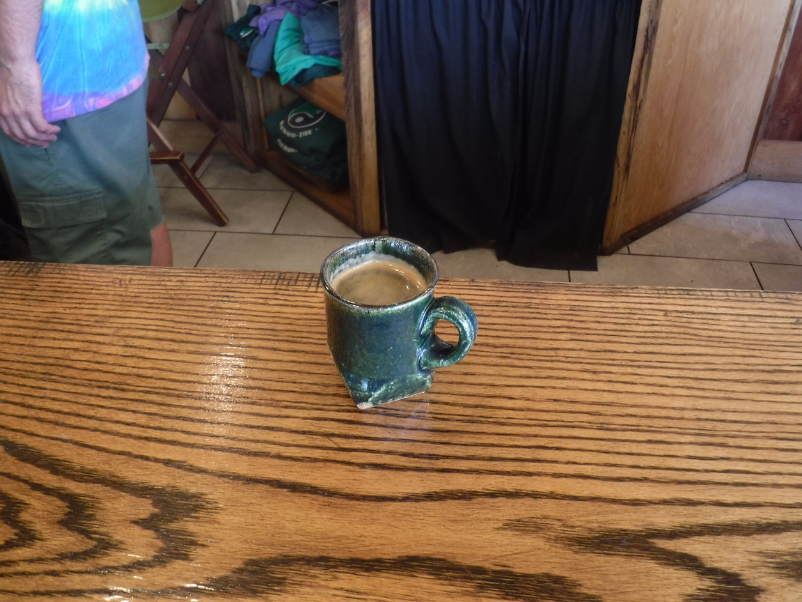 [Image: a0a42d89aa1916d757ed001123b9c70d.jpg]