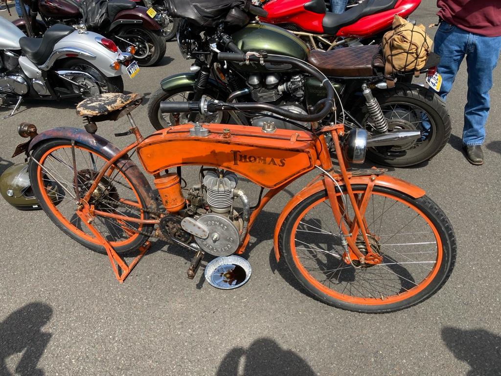 [Image: c2e3811a0eaebe83afc1d48282952e74.jpg]