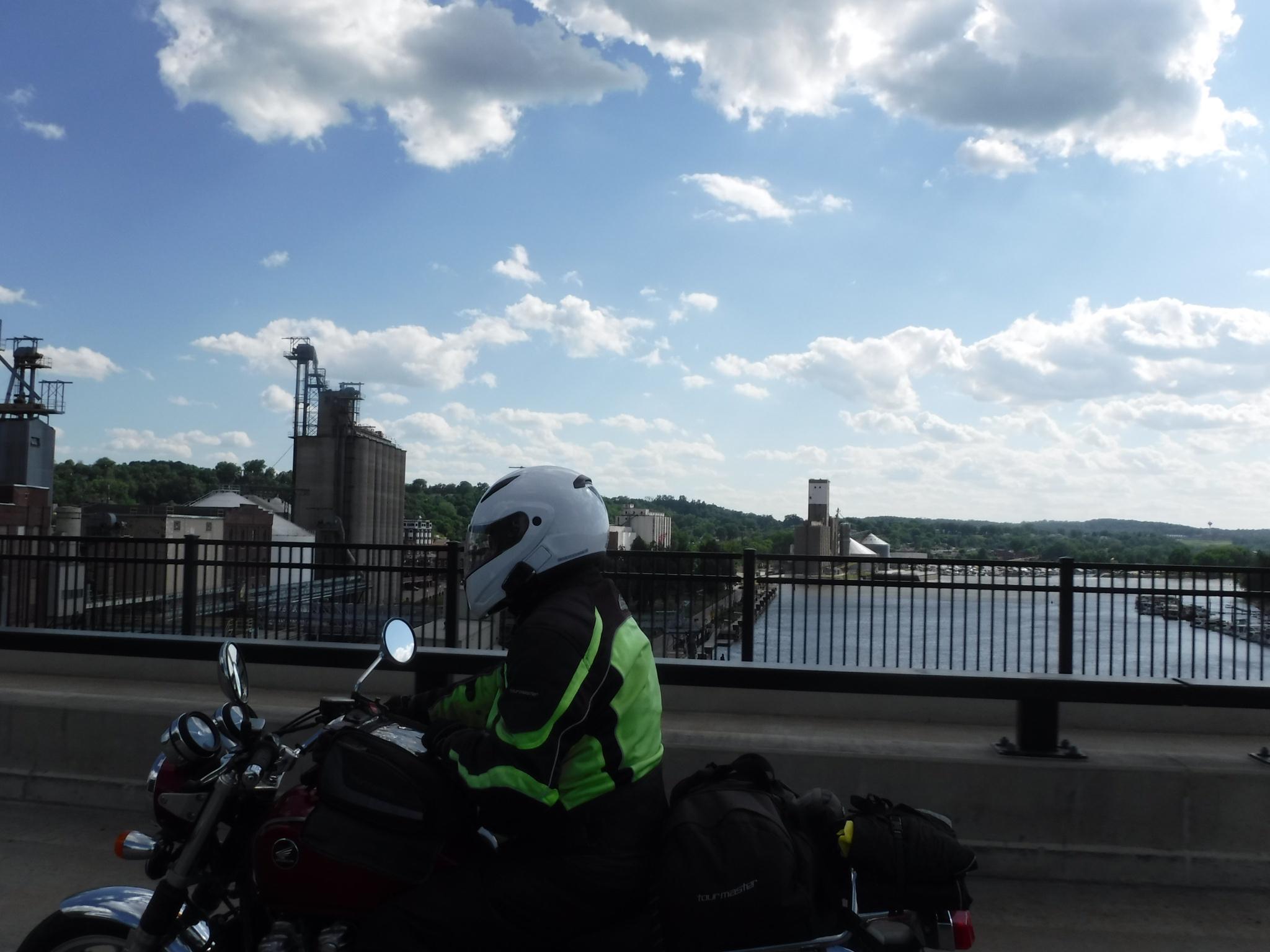 [Image: 8341855306e10b8c10a97ad3e64797f2.jpg]